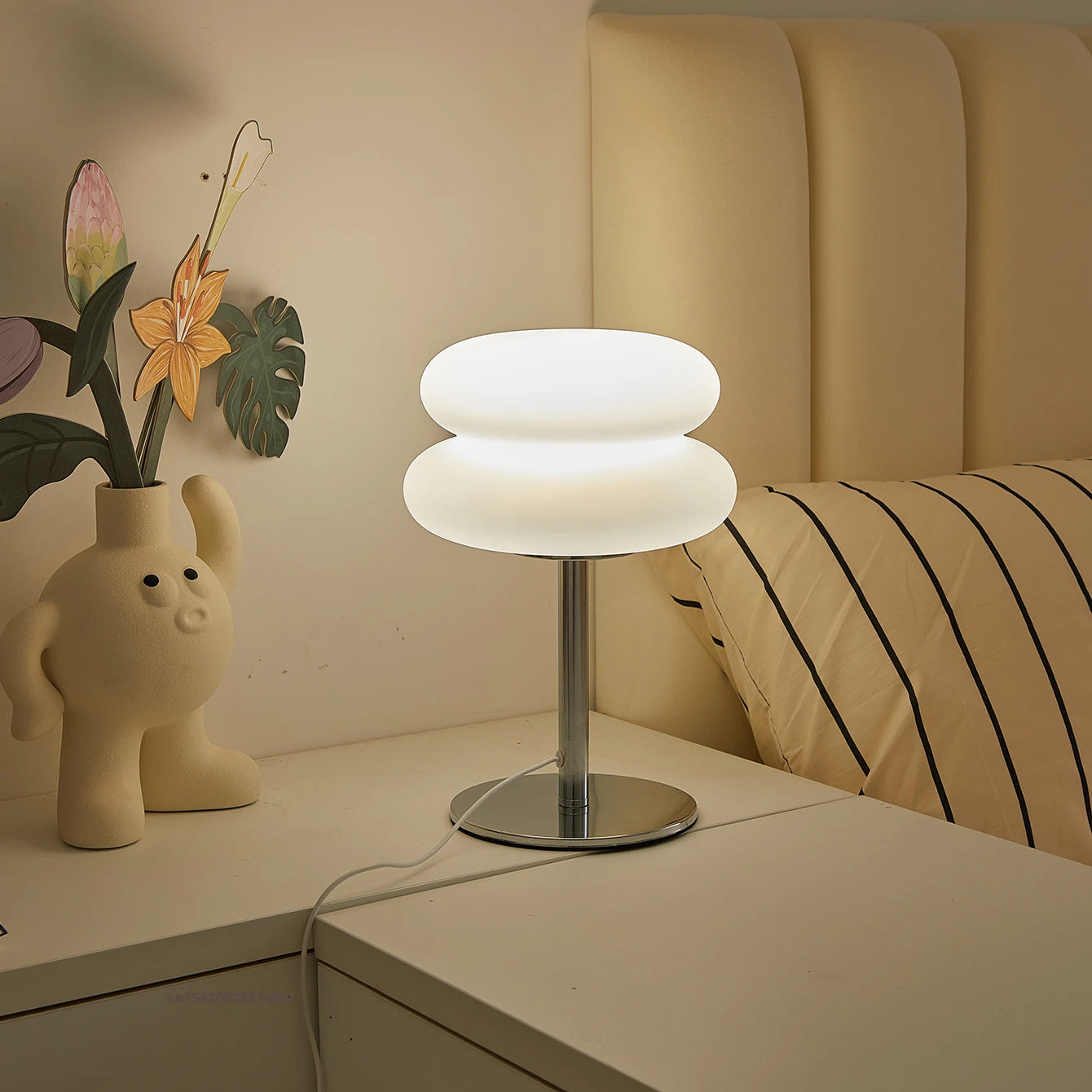 Cream Plastic Table Lamp USB