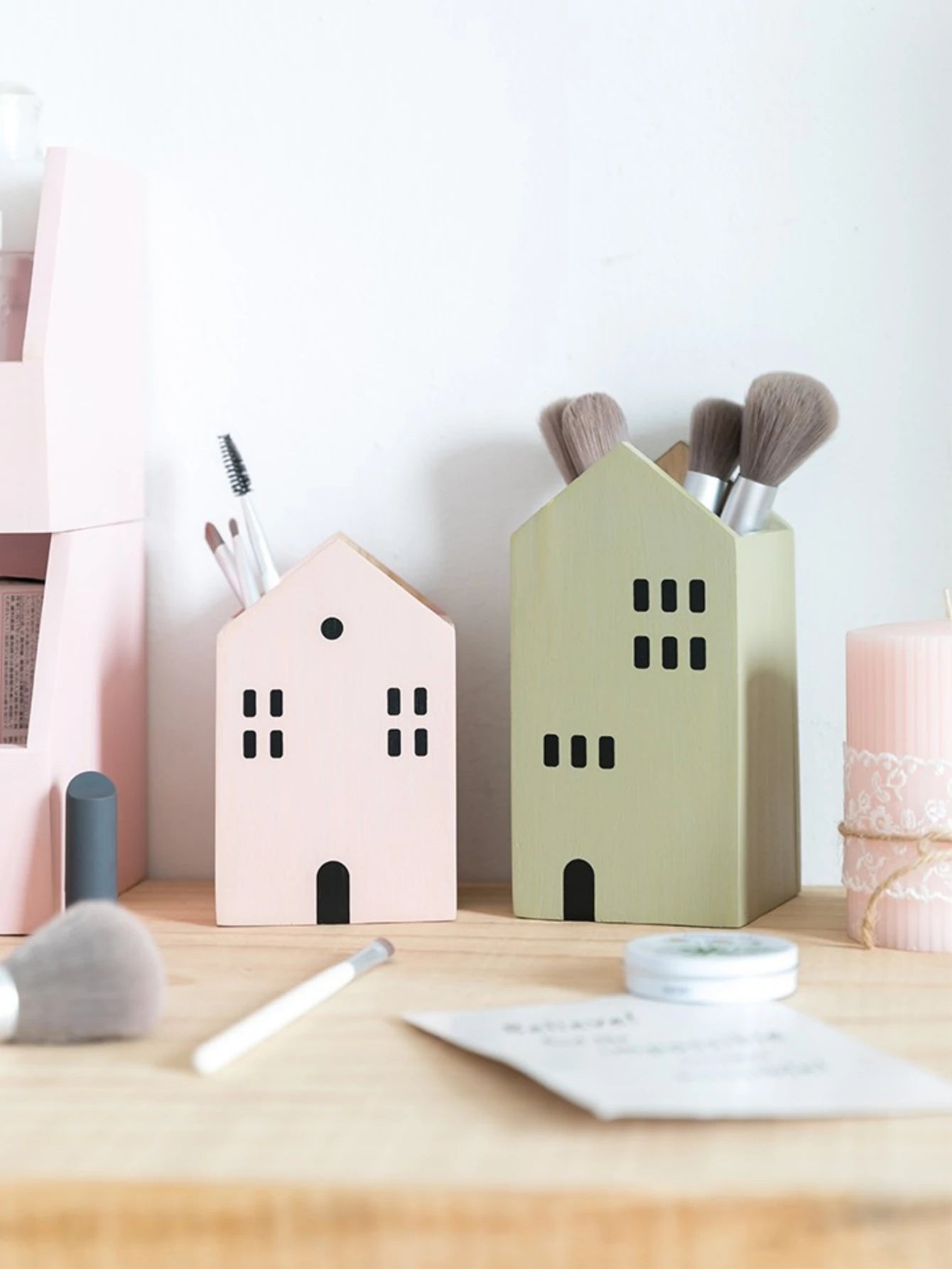 Cartoon House Wooden Pen Holder