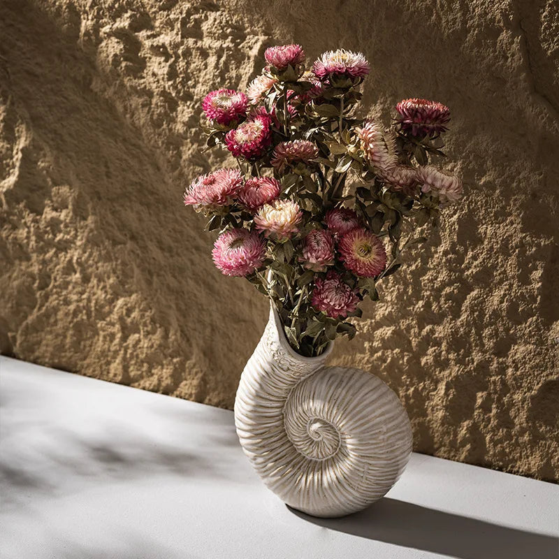 Ceramic Conch Vase for Decoration