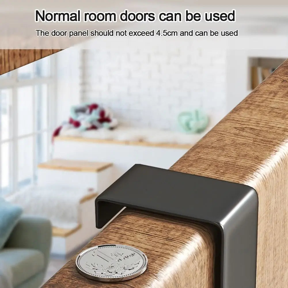 Over-the-Door Hook Rack With 6 Hooks