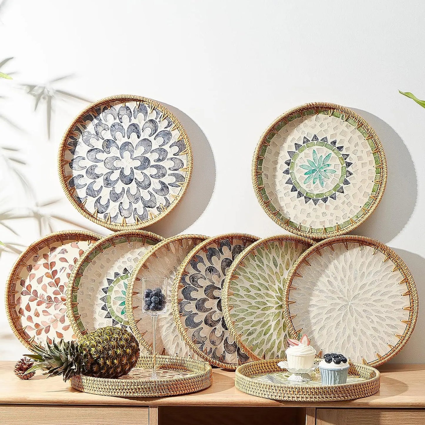 Round Rattan Tray With Pearl Inlay For Coffee And Fruit