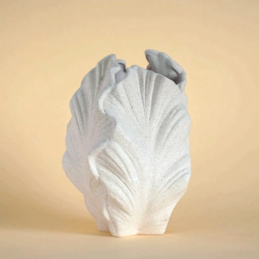 Elevate your home decor with our Ceramic Irregular Vase, perfect for creating stunning arrangements of pampas grass and dried flowers.