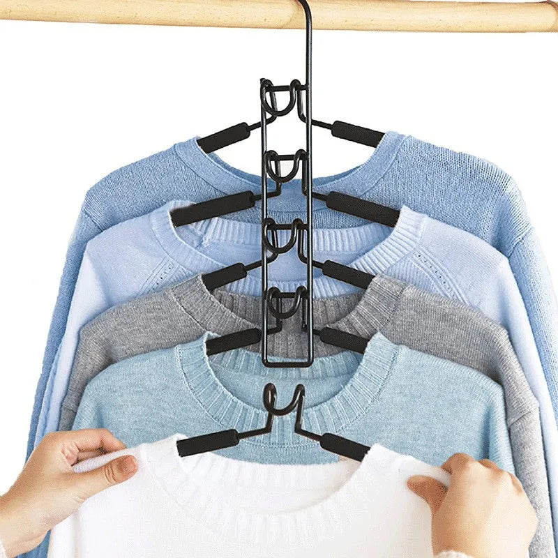 Space-Saving Garment Hanger