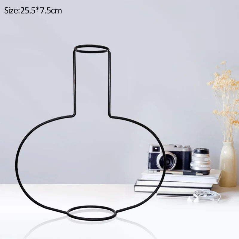 Retro Iron Line Table Vase Holder