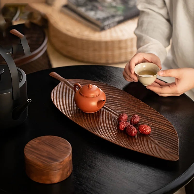 Lacquered Walnut Leaf Tray Display