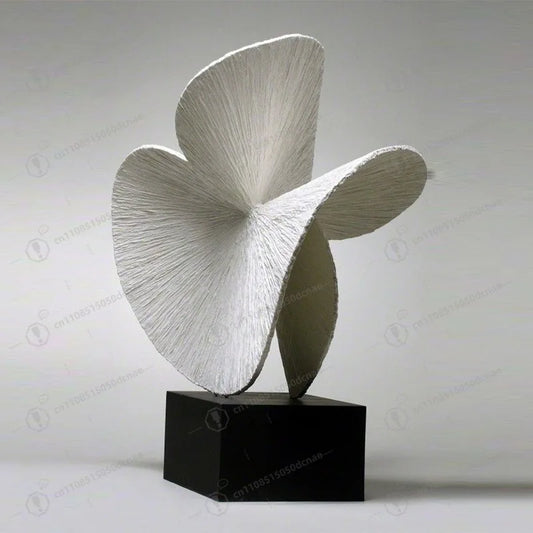 Ginkgo leaf ornament that offers luxurious Nordic customization for stylish trendy home furnishings, handcrafted to elevate decor and chic style; shop now.