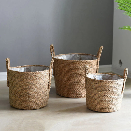 Discover the 1PC Nordic Handmade Straw Woven Flower Pot Planter Basket, perfect for storing laundry or showcasing your favorite garden plants.