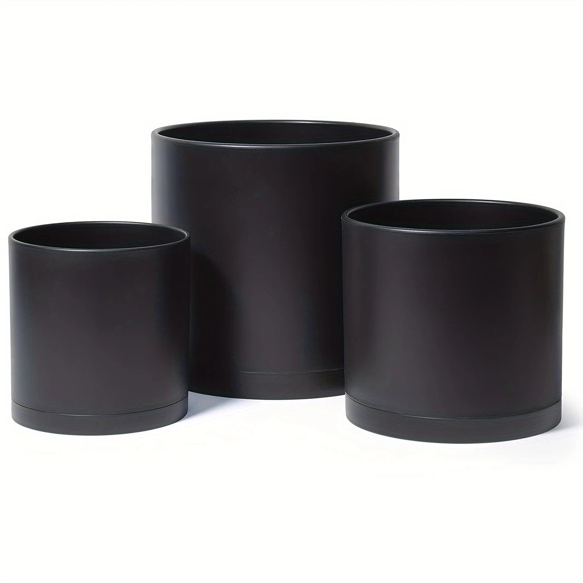 3 Plastic Planter Pots